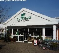 Entrance to Evesham Garden Centre