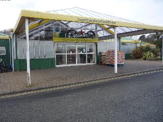Entrance to the Honnor & Jeffrey Dalveron garden centre in Sandown