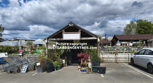 Entrance to Preston Bissett Nurseries