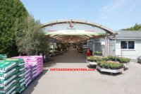 Entrance to Rugby Garden Centre
